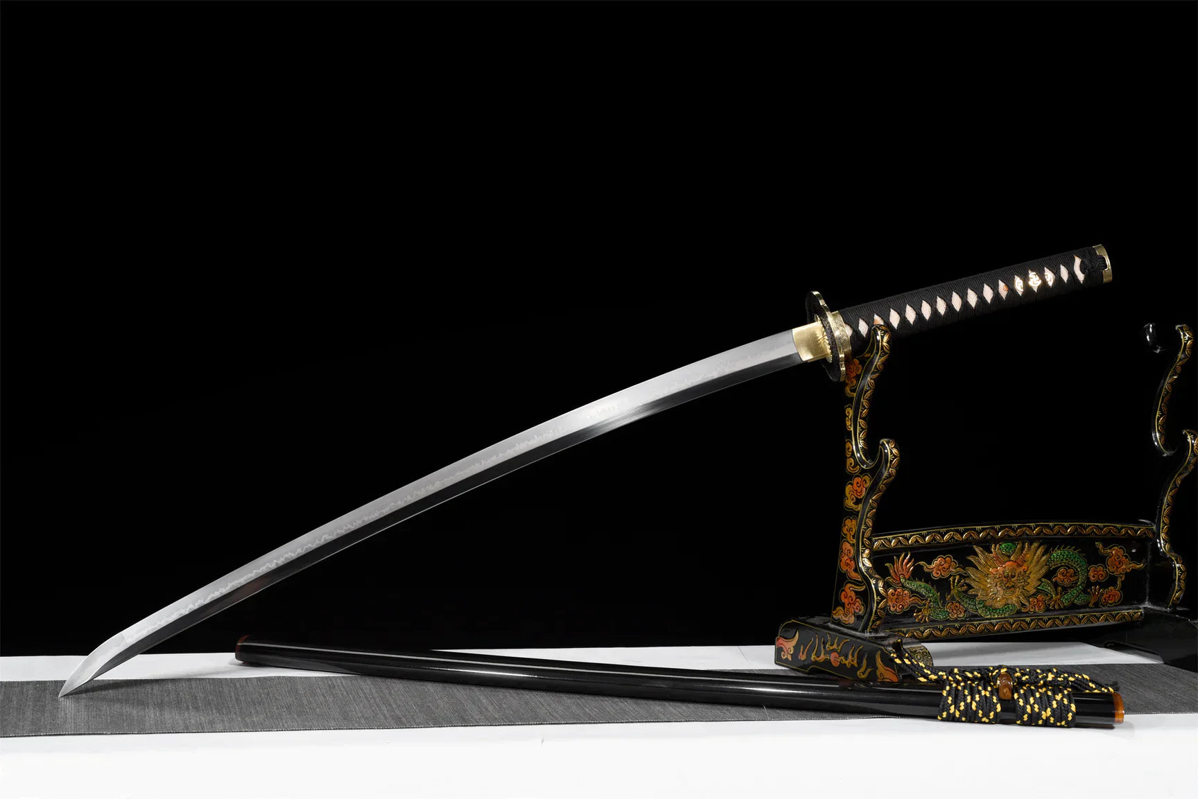 Epee-Tokugawa-Ieyasu-Acier-T10-Hamon-Veritable