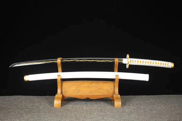 Sword-Demon-Slayer-Zenitsu-Agatsuma
